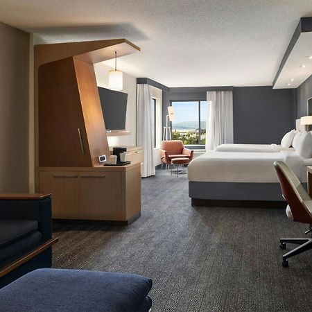 Courtyard By Marriott Wilkes-Barre Arena Hotel Exterior photo