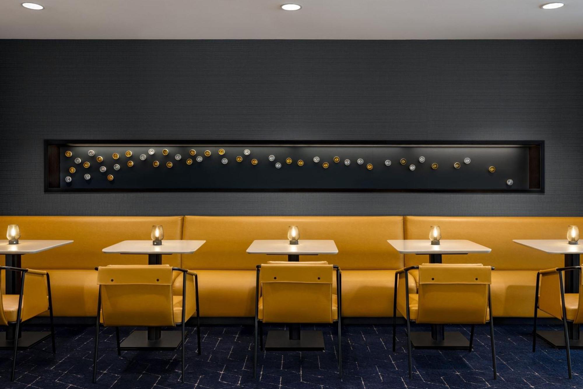Courtyard By Marriott Wilkes-Barre Arena Hotel Exterior photo